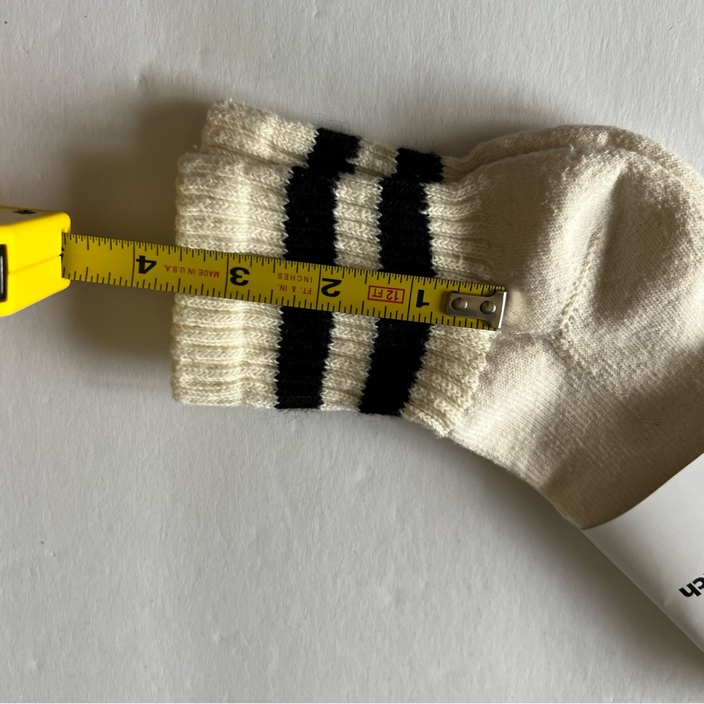 AMERICAN TRENCH MONO STRIPE QUARTER CREW SOCKS BLACK STRIPES OS NWT - Picture 7 of 10